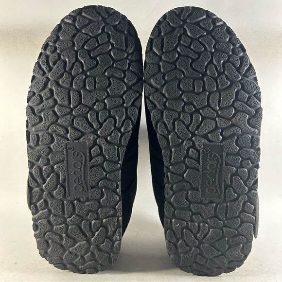 Pedors Classic 600 Comfort Shoes Sneakers Black Size Women’s 9 Men’s 7 Wide - Picture 7 of 8